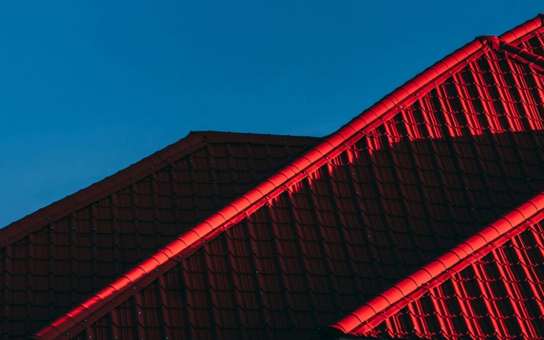 Asphalt Shingles vs. Metal Roofing